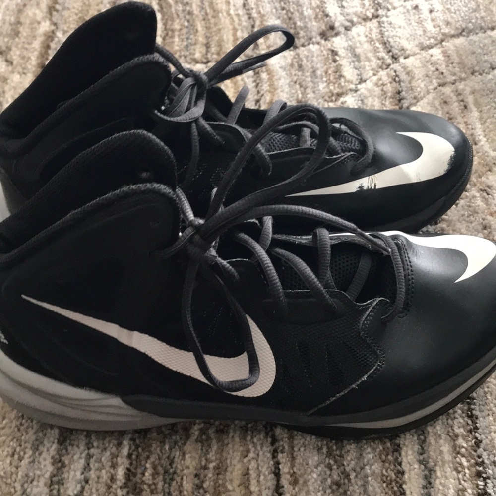 Nike basketball shoes